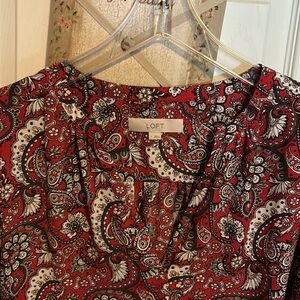 Gently used pretty paisley top